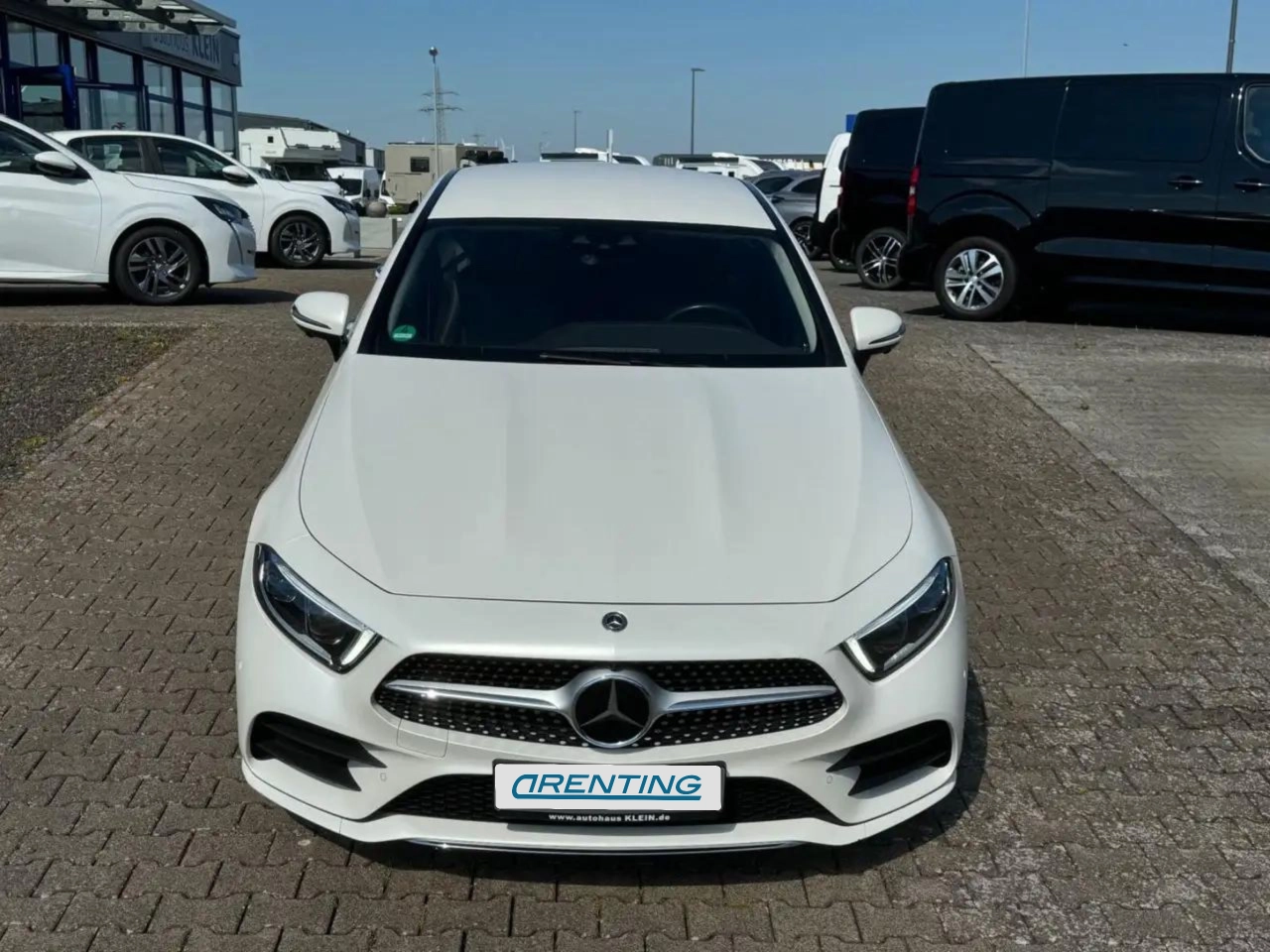 Renting Mercedes-Benz CLS 400