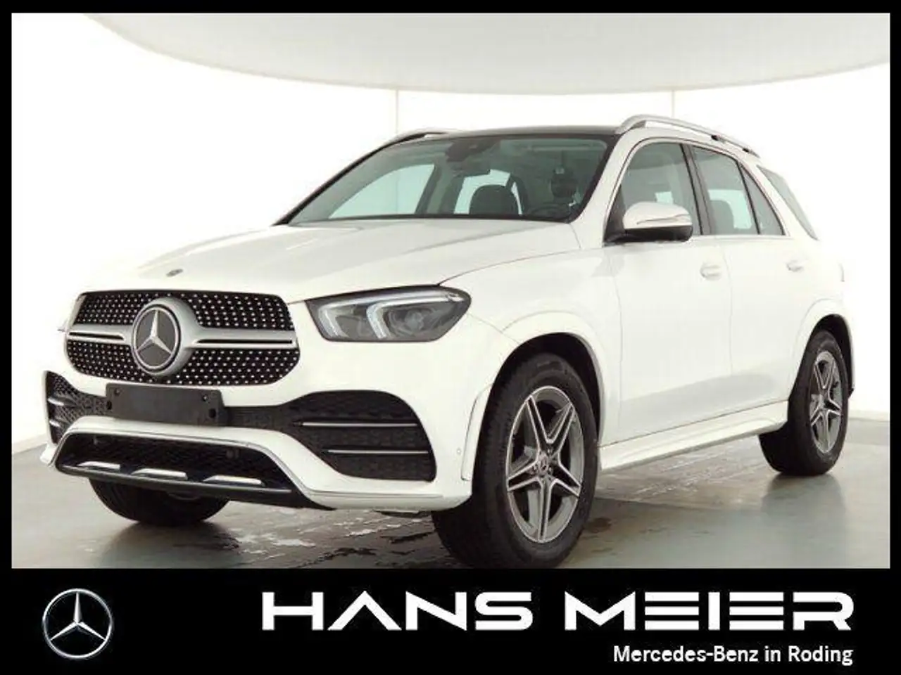 Renting Mercedes-Benz GLE 400 2 2