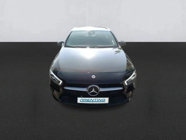 Renting MERCEDES Clase A A 200d 8G-DCT 3 1