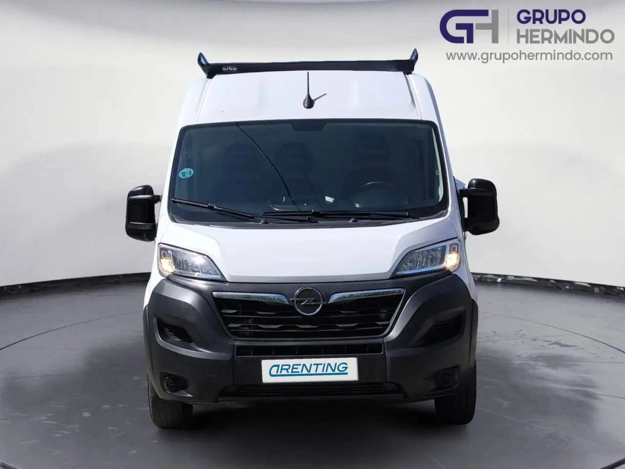 Renting Opel Movano FG BASE L2 H2 3.5 T 2.2 BLUE HDI 120 CV Blanco 1