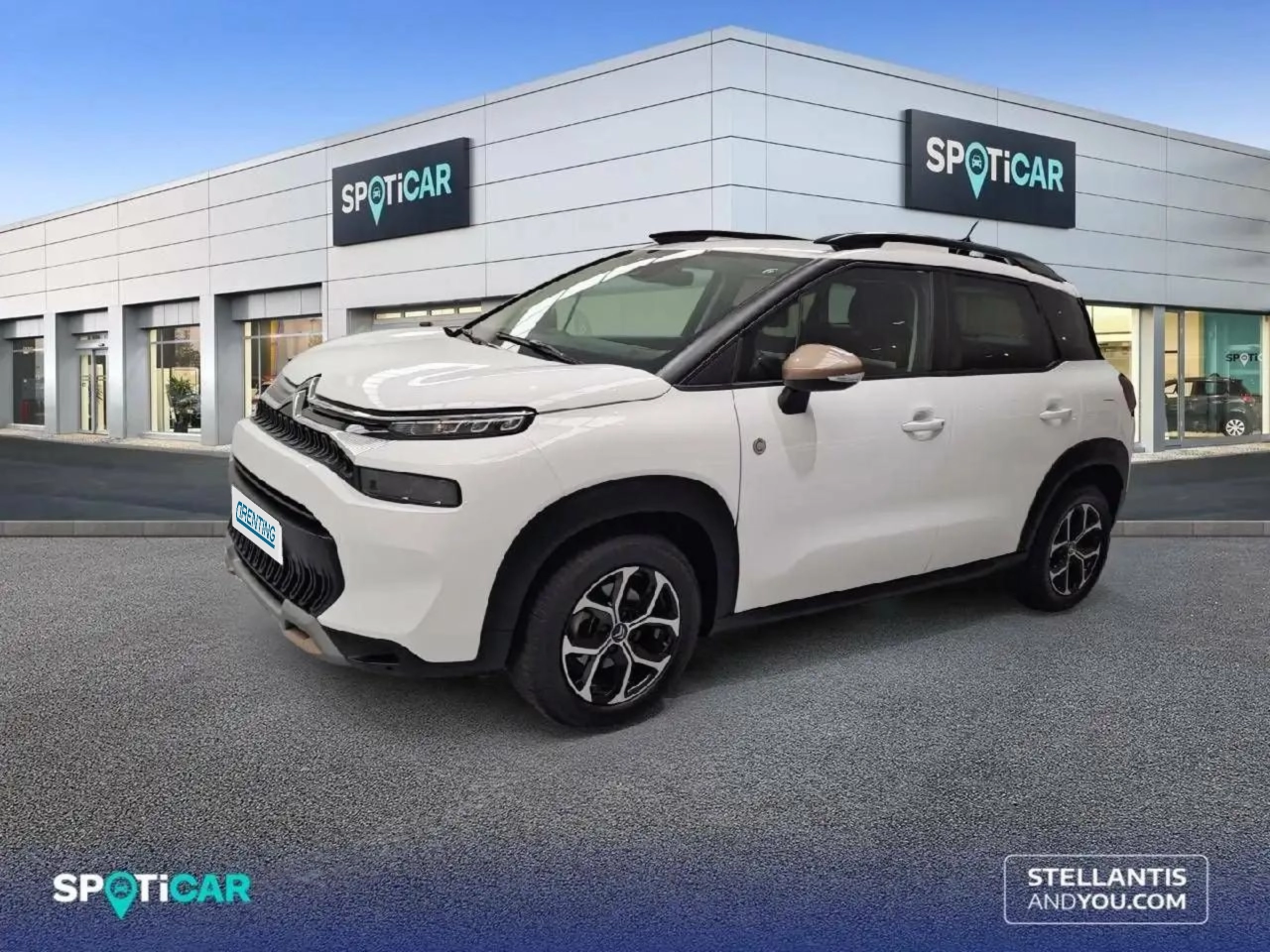 Renting Citroen C3 Aircross Puretech S&S C-Series 110 Blanco 2