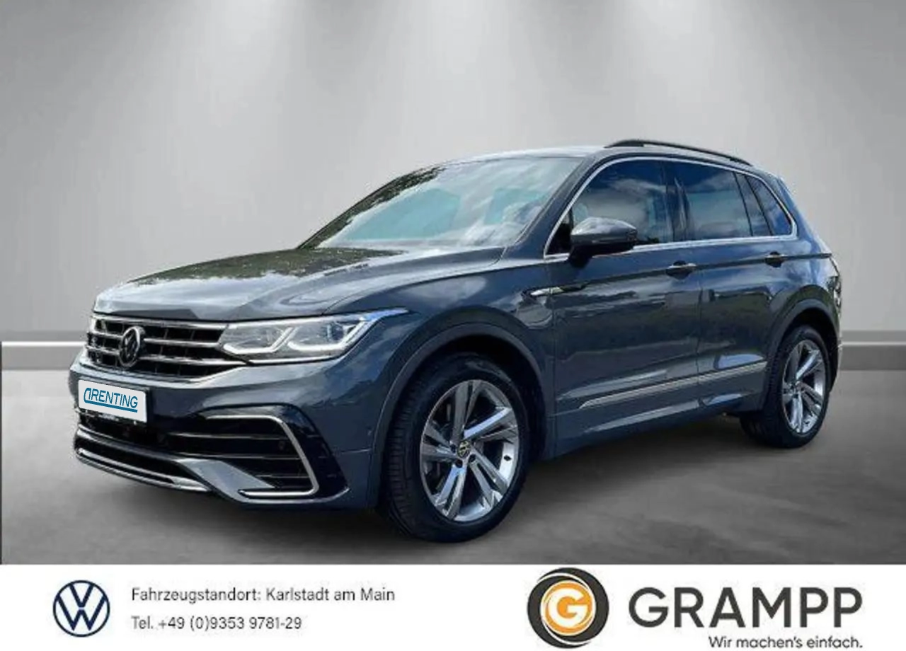 Renting Volkswagen Tiguan r-line 1