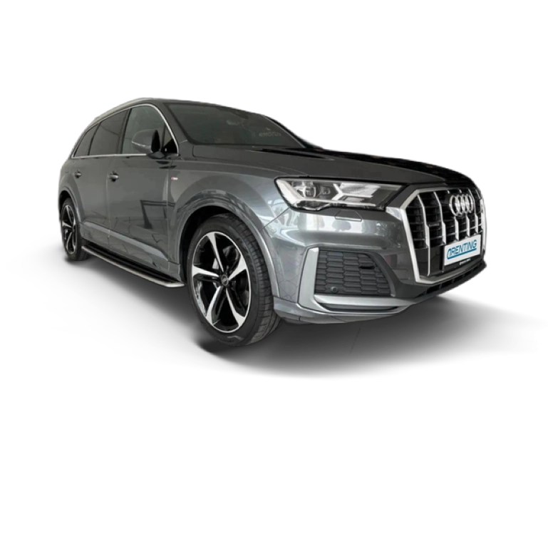 Renting Audi Q7 s-line 3