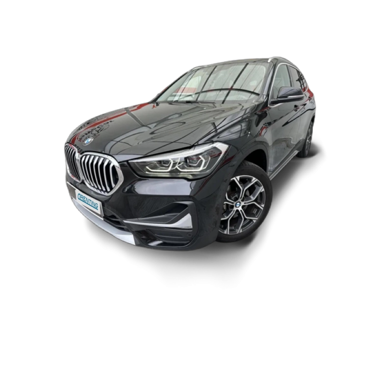 Renting BMW X1 sDrive 18iA Negro 4