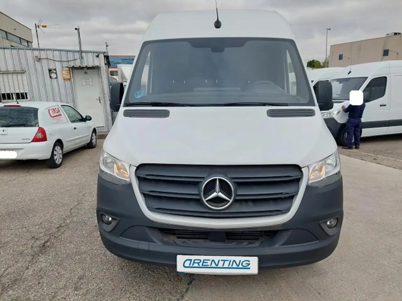 Renting Mercedes-Benz Sprinter Furgón 311CDI Medio T.E. tT Blanco 2