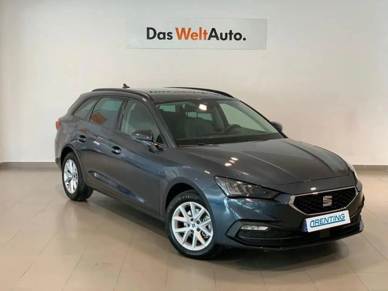 Renting SEAT Leon ST 1.5 TSI S&S Style XS 130 Gris