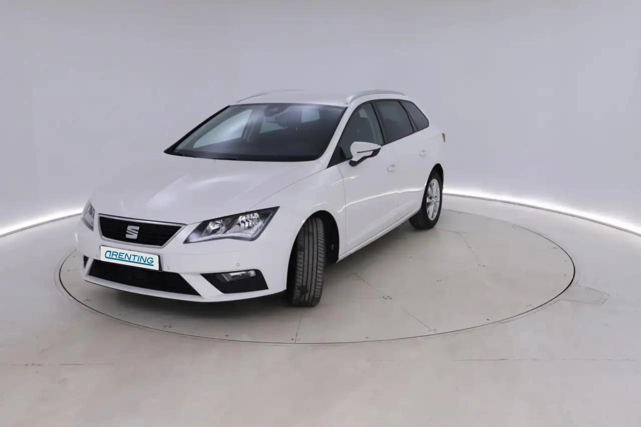 Renting SEAT Leon ST 1.6 TDI 85kW (115CV) S&S Style Ed Nav Blanco