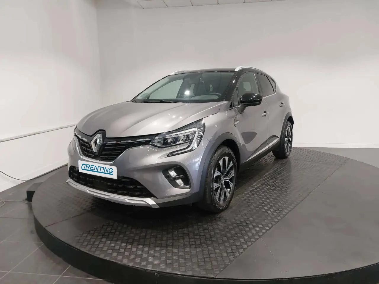 Renting Renault Captur TCe Techno 67kW Techno Gris 1