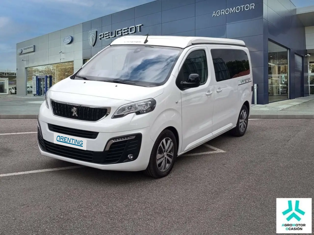 Renting Peugeot Traveller BlueHDi 145 S&S 6V MAN Standard Active Blanco