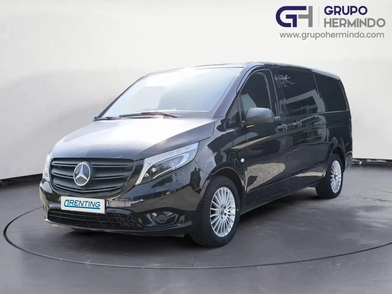 Renting Mercedes-Benz Vito 116 CDI 163 CV AUT TOURER 9 PLAZAS Gris