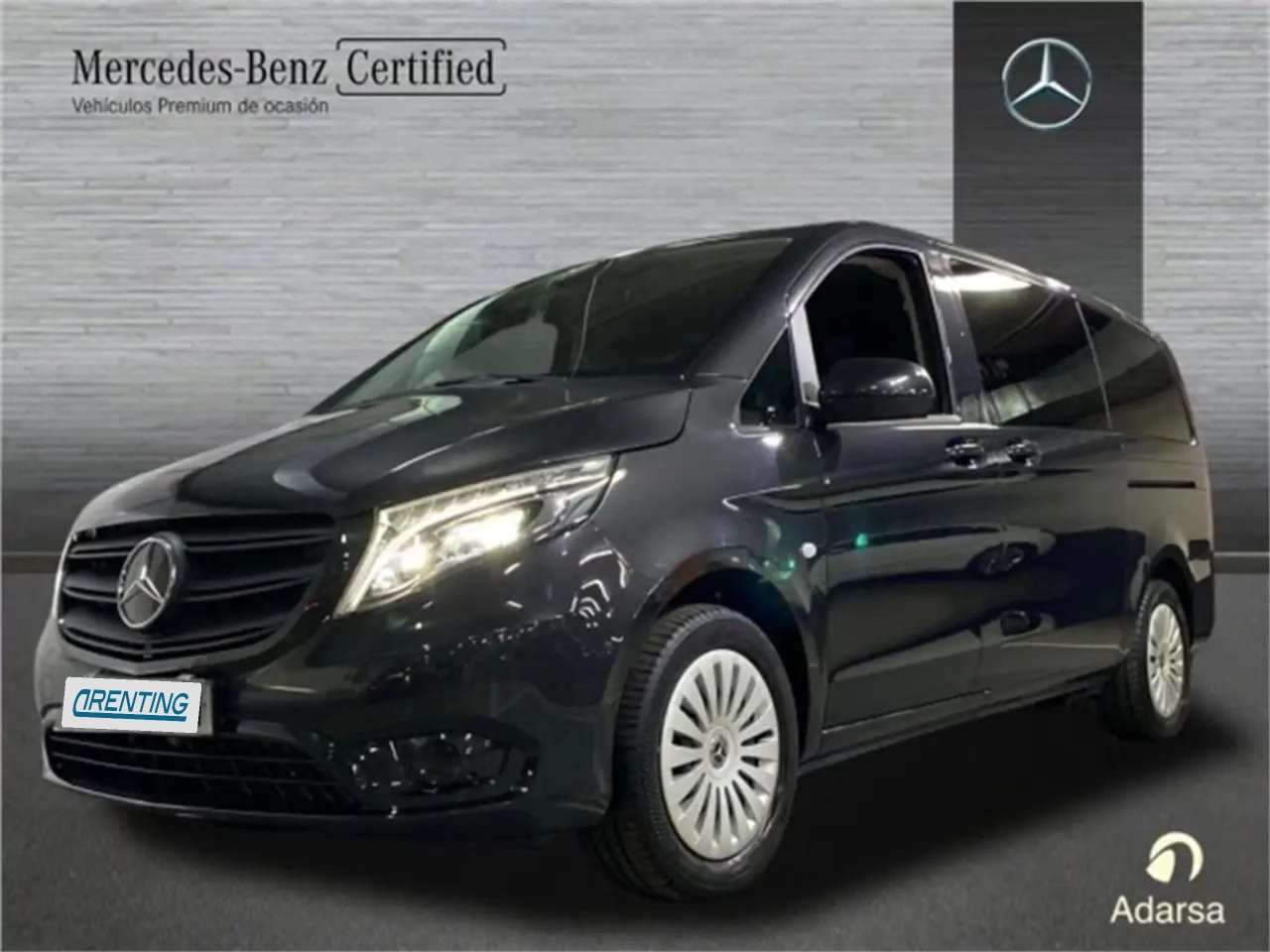 Renting Mercedes-Benz Vito Tourer 116 CDI Pro Larga 9G-Tronic