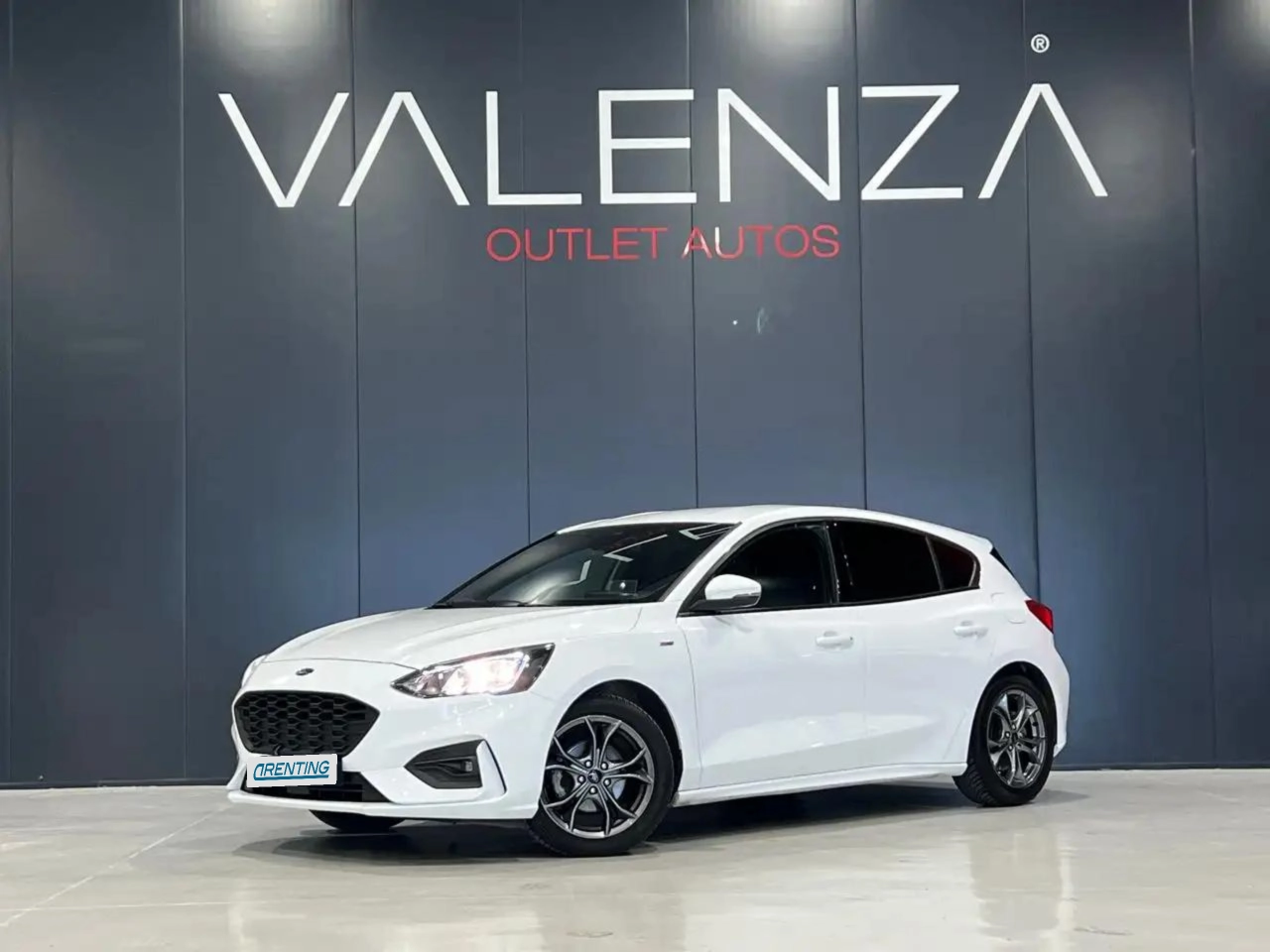 Renting Ford Focus 1.0 Ecoboost ST Line Aut. 125 Blanco 1