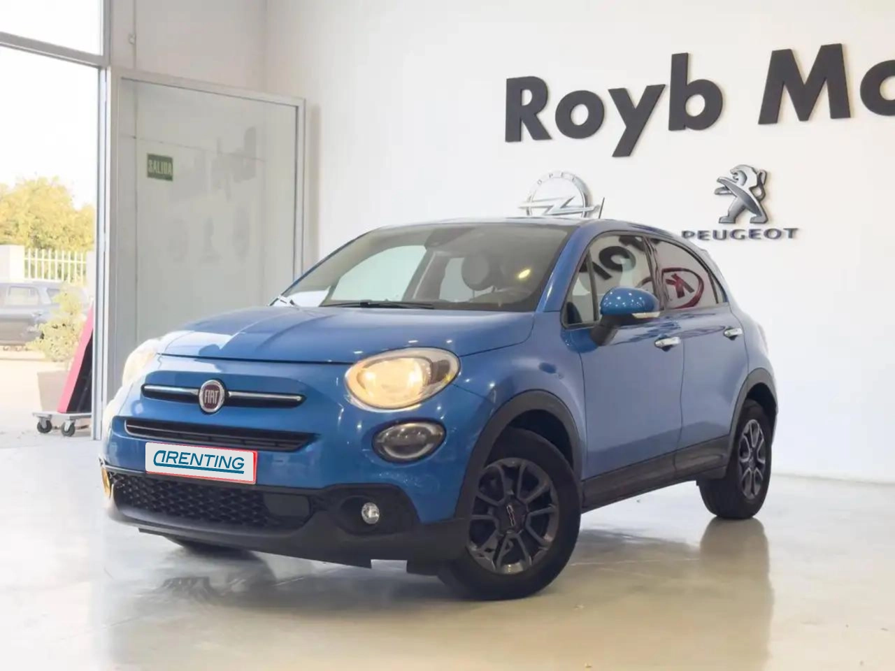 Renting Fiat 500X 1.0 Firefly S&S Cult Azul