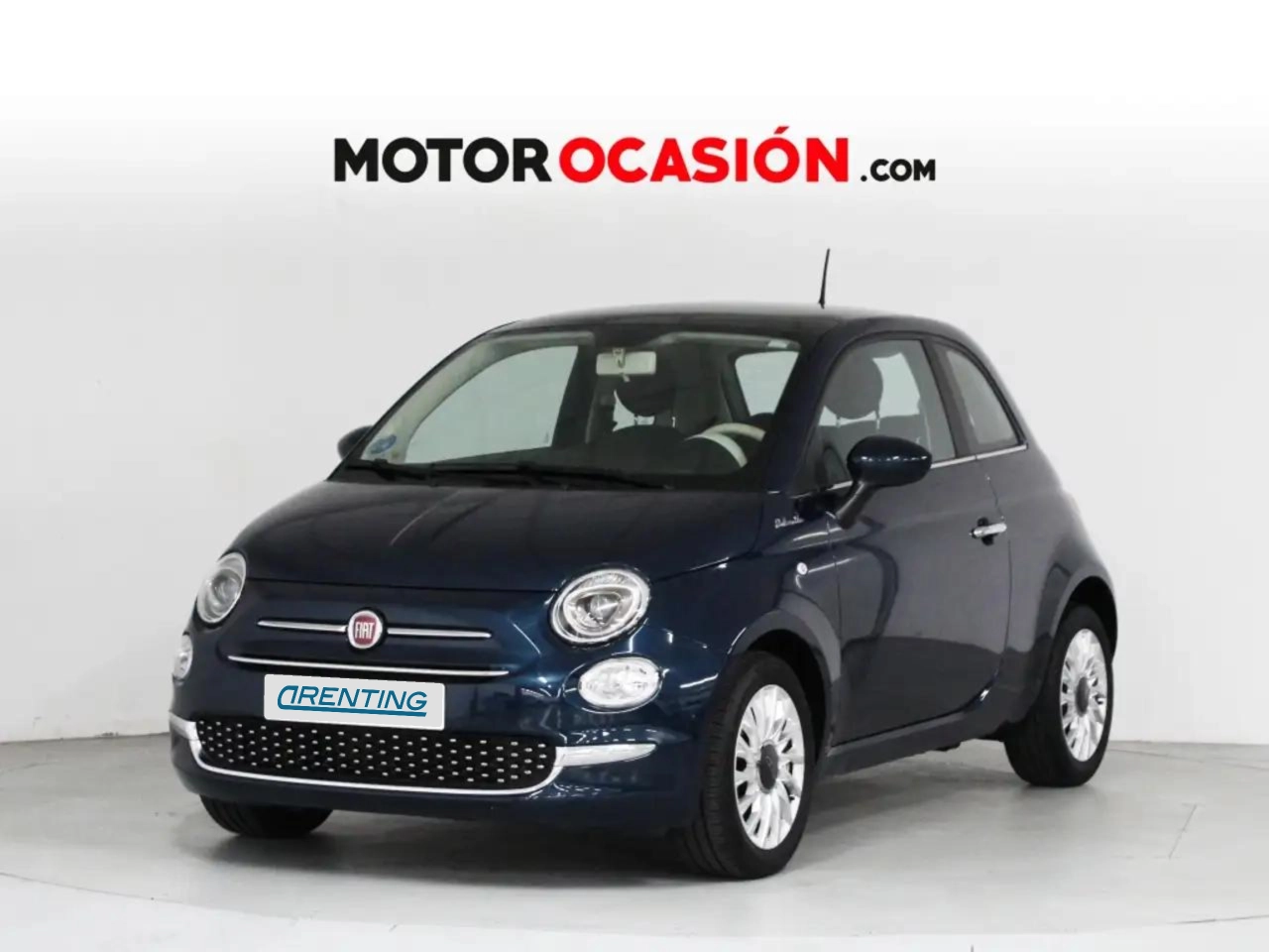 Renting Fiat 500C 1.0 Hybrid Dolcevita SS 52kW Azul