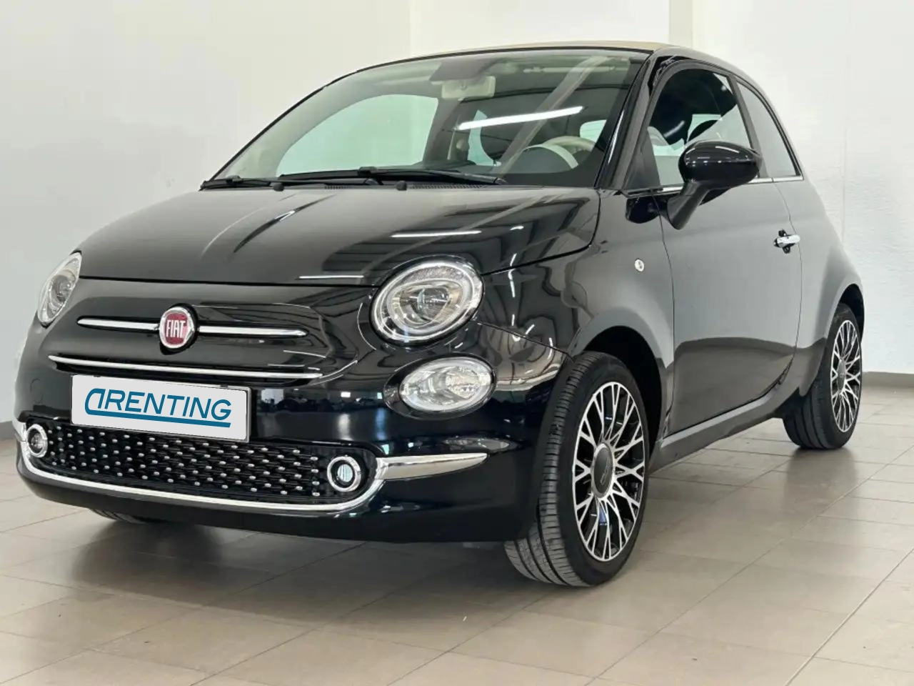 Renting Fiat 500C 1.0 Hybrid Dolcevita SS 52kW Negro