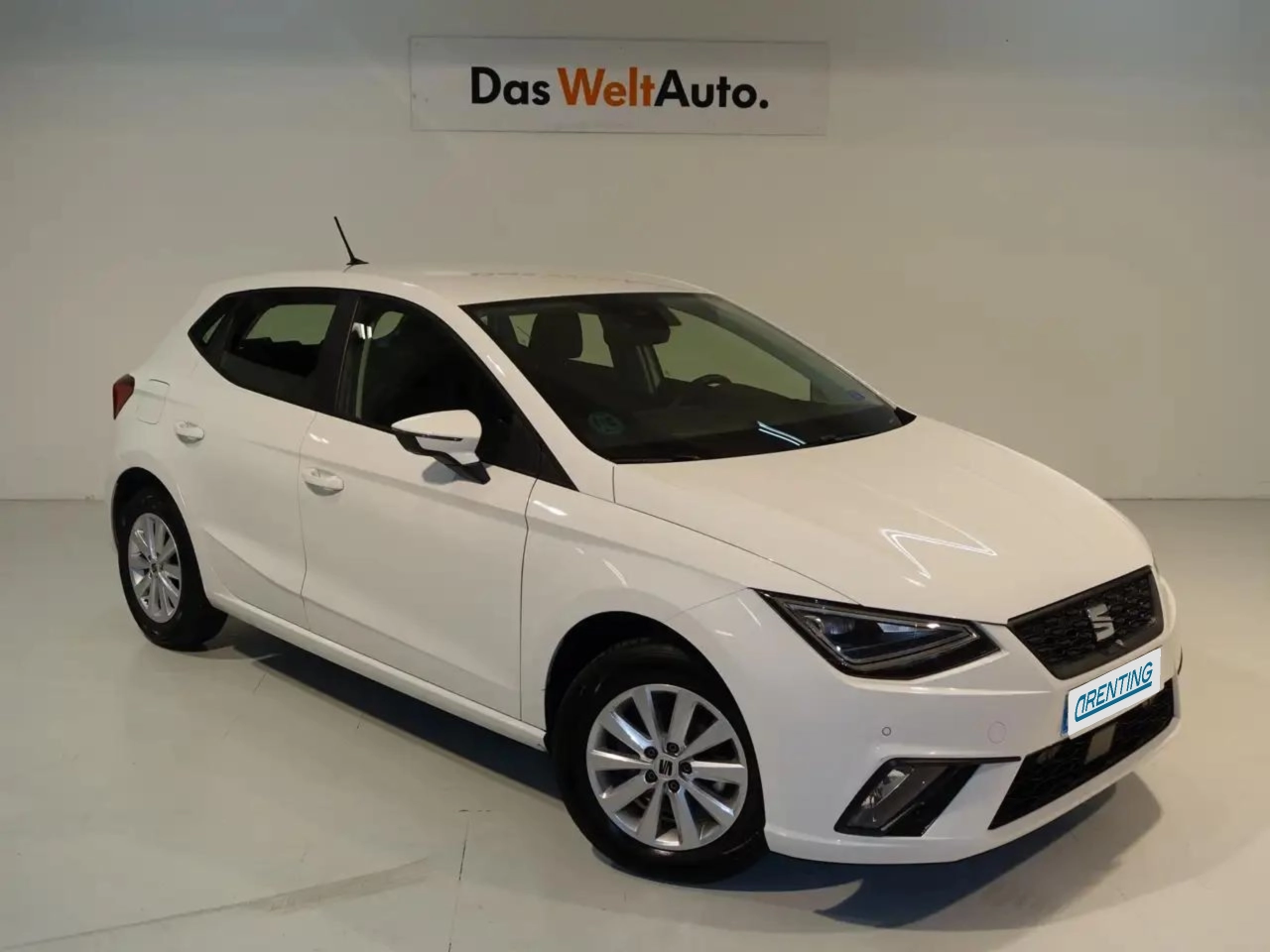 Renting SEAT Ibiza 1.0 MPI 59kW (80CV) Style XL Blanco