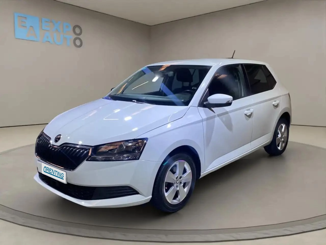 Renting Skoda Fabia 1.0 MPI Active 55kW Blanco