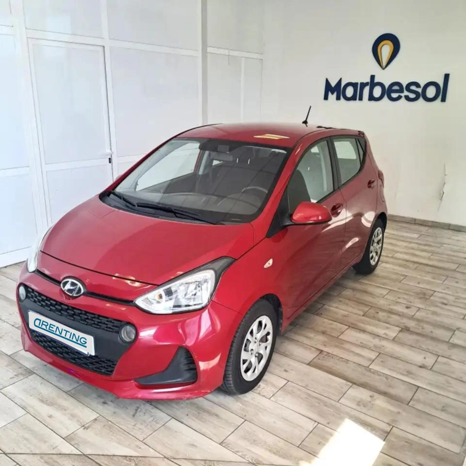 Renting Hyundai i10 1.0 MPI Tecno Burdeos