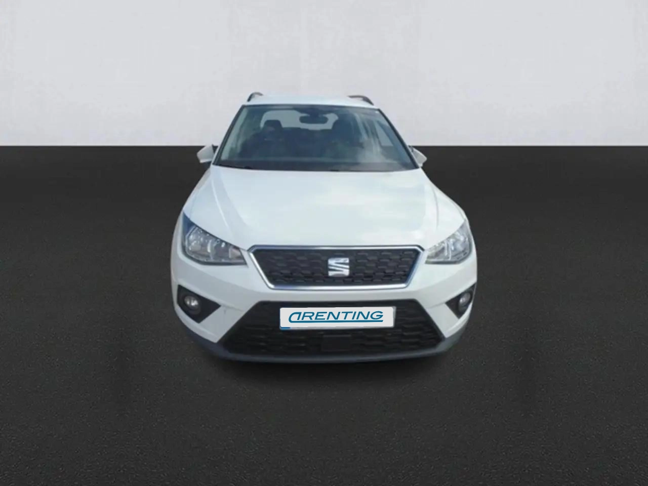 Renting SEAT Arona 1.0 TSI Ecomotive S&S Style 115 Blanco