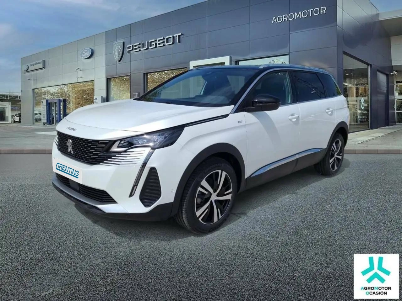 Renting Peugeot 5008 1.2 100KW  eDCS6 GT Blanco