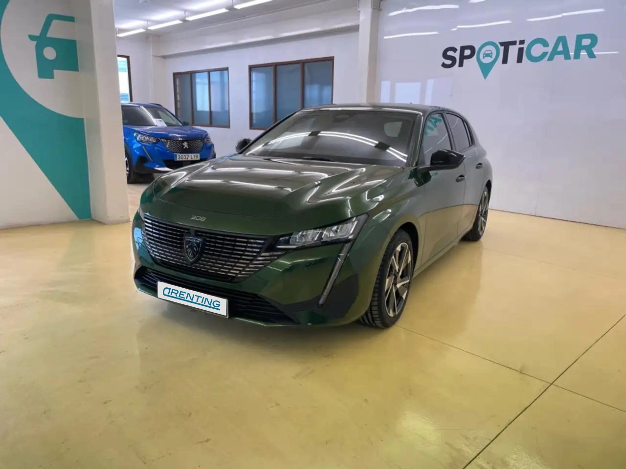 Renting Peugeot 308 1.2 PureTech S&S Allure Pack 130 Verde