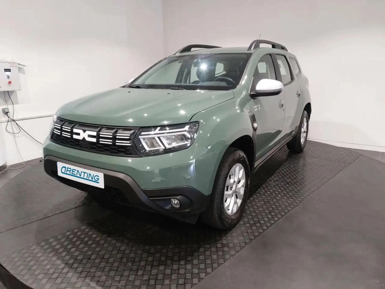 Renting Dacia Duster 1.3 TCe Expression 4×2 96kW Gris