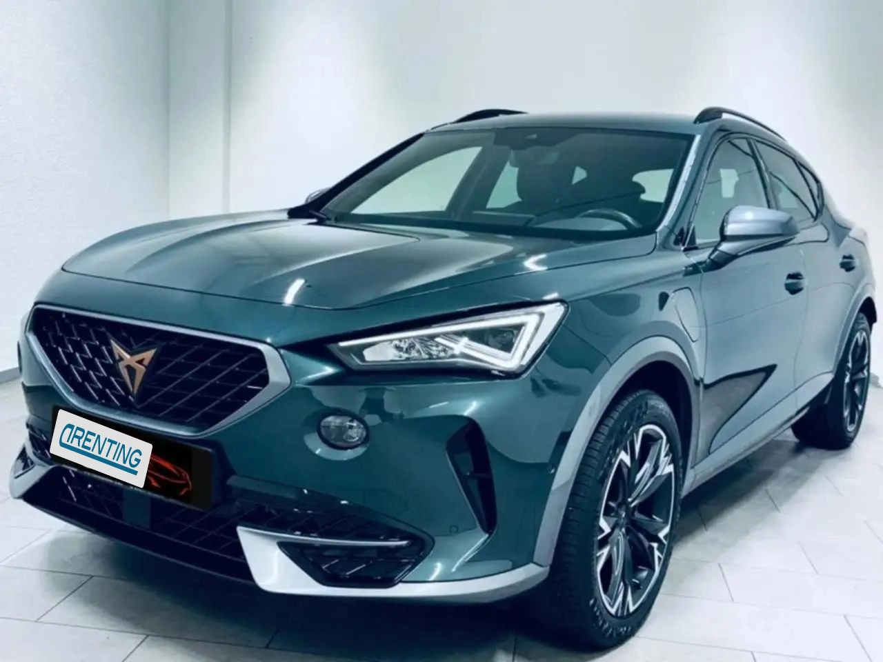 Renting CUPRA Formentor 1.4 e-Hybrid