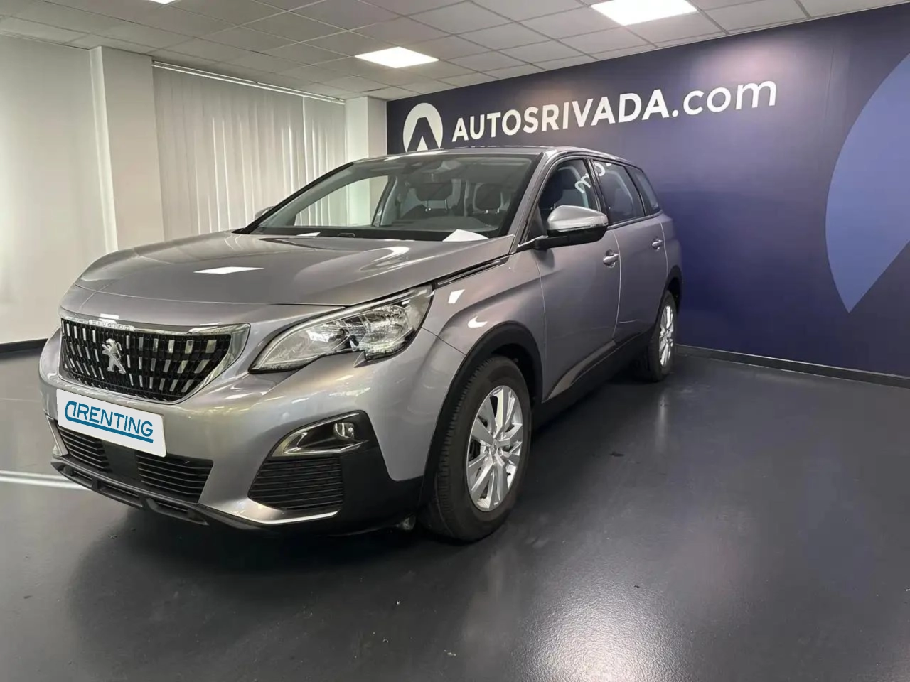 Renting Peugeot 5008 1.5 BlueHDi 96kW (130CV) S&S Active Gris