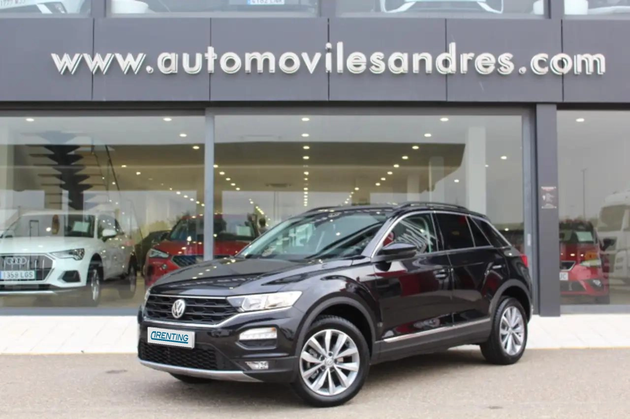 Renting Volkswagen T-Roc 1.5 TSI Advance DSG7 Negro