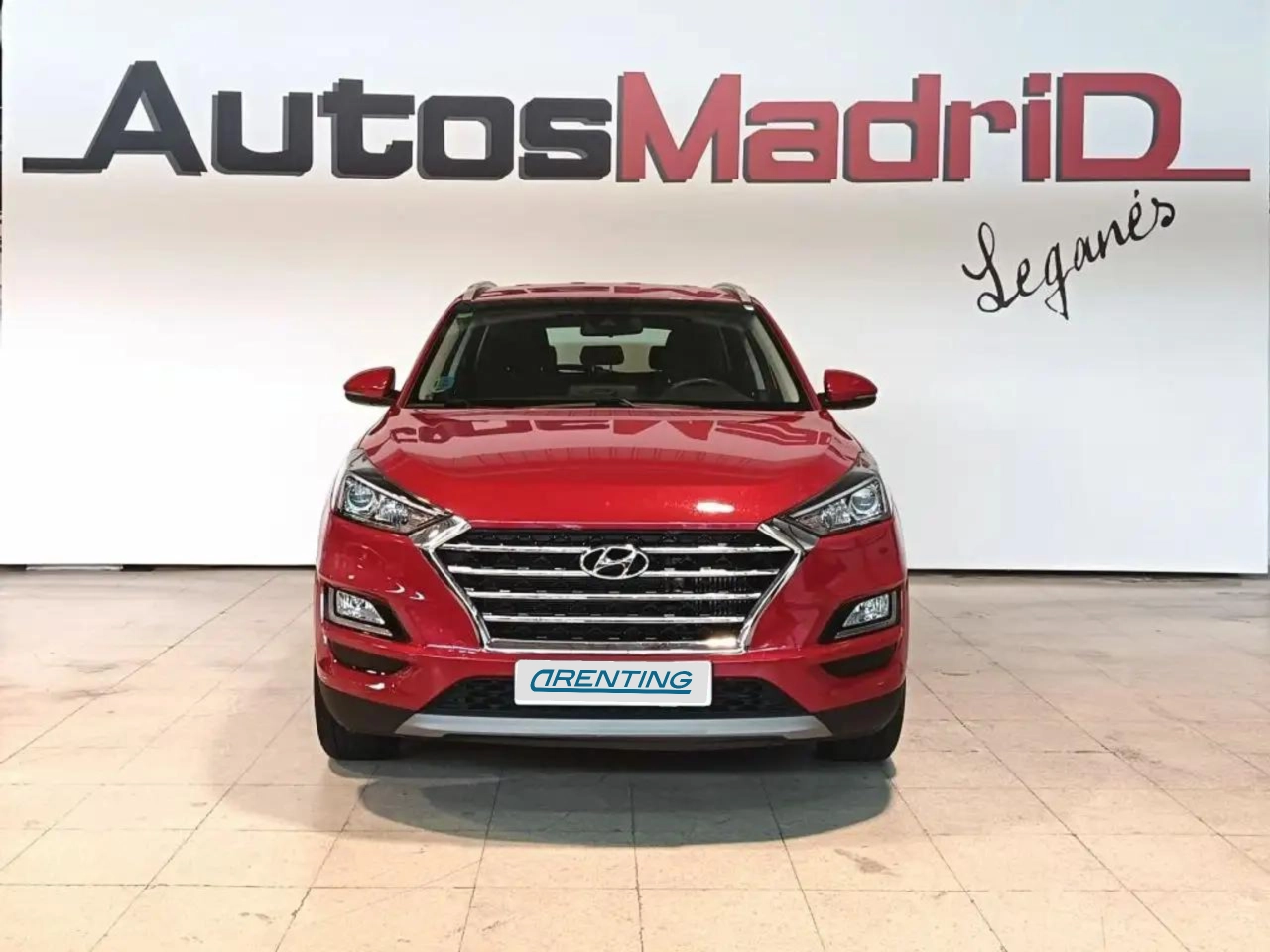 Renting Hyundai TUCSON 1.6 CRDI 85kW (116CV) 48V Tecno 4X2 Rojo