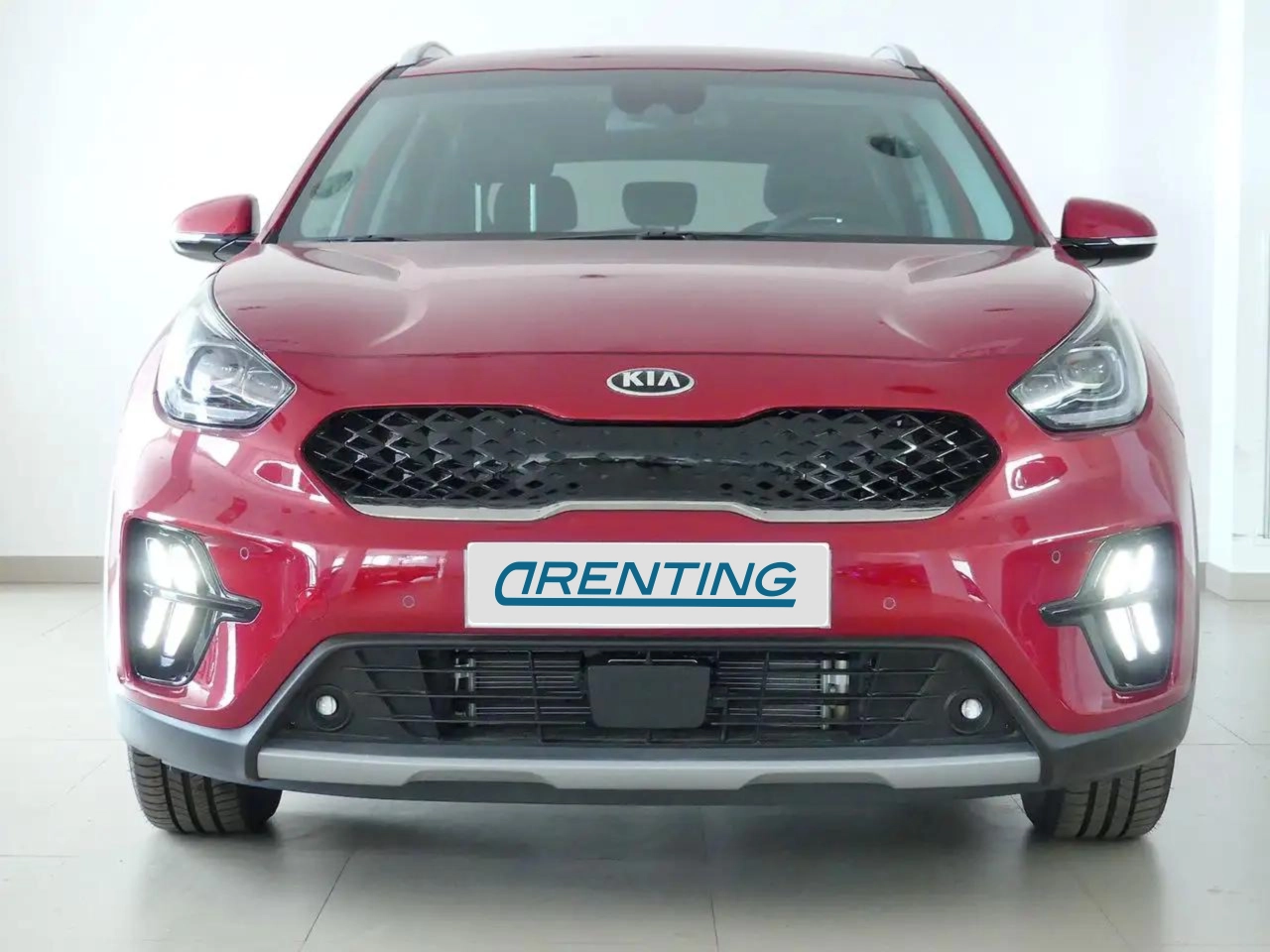 Renting Kia Niro 1.6 HEV Emotion Rojo 1