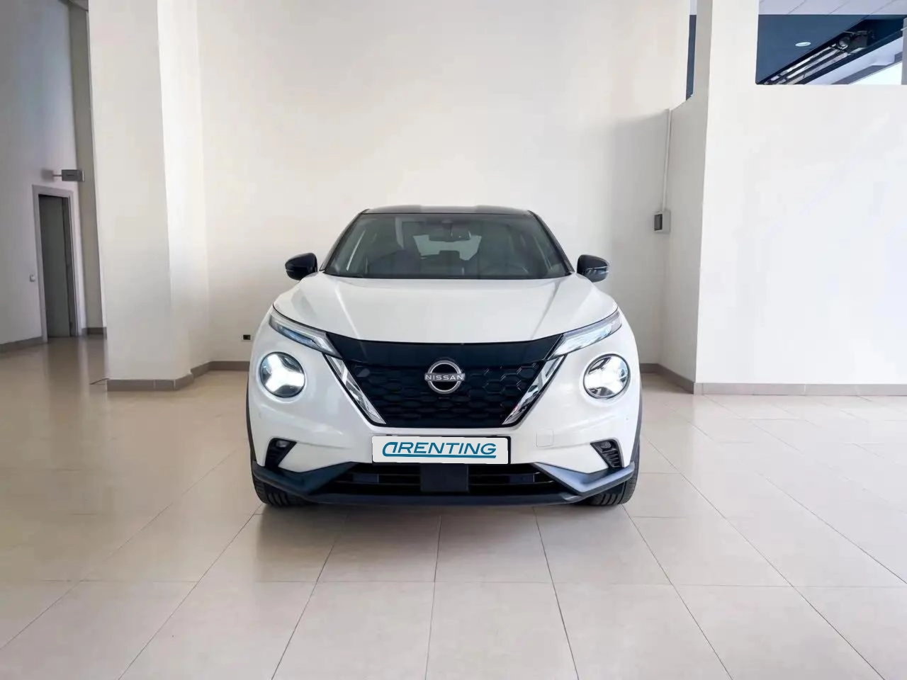 Renting Nissan Juke 1.6 HYBRID HEV 105KW N-CONNECTA AUTO 143 5P Blanco 2