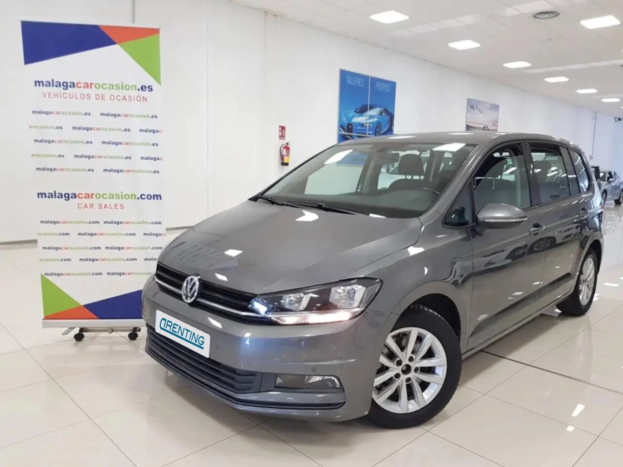 Renting Volkswagen Touran 1.6TDI CR BMT Edition DSG7 85kW RAC Gris