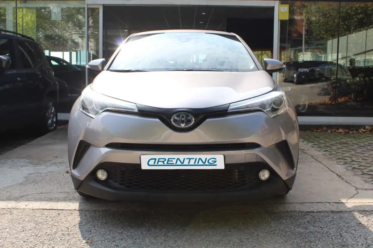 Renting Toyota C-HR 1.8 125H Active Plateado