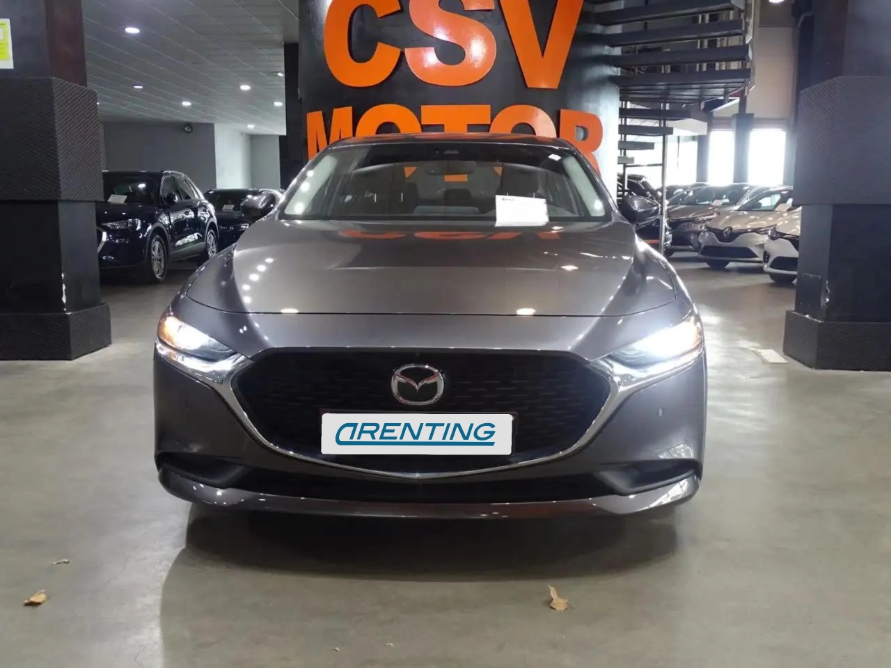 Renting Mazda 3 1.8 SKYACTIV-D ORIGIN Gris