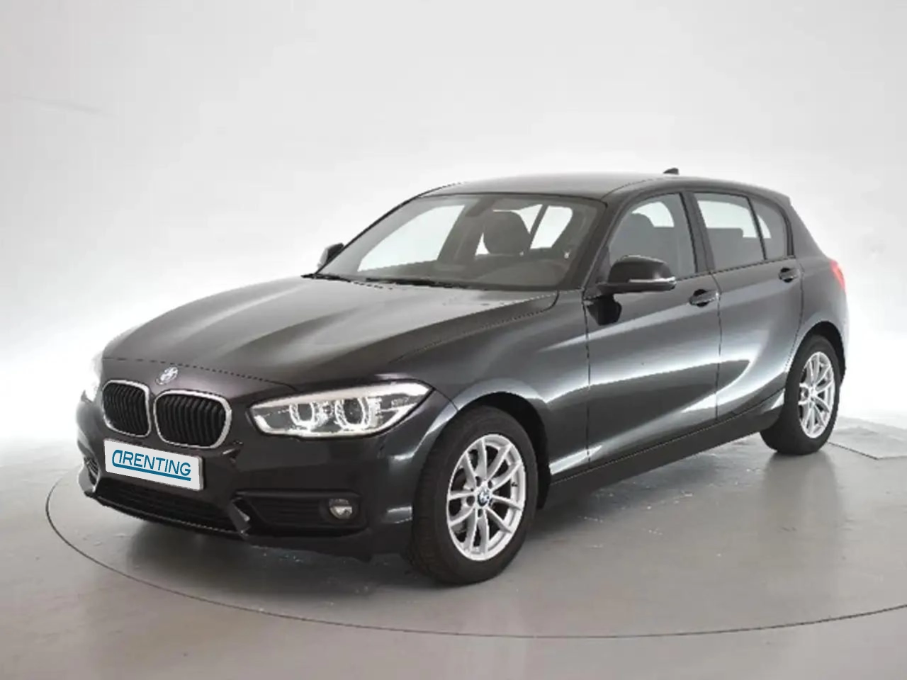 Renting BMW 116 116d Negro 3