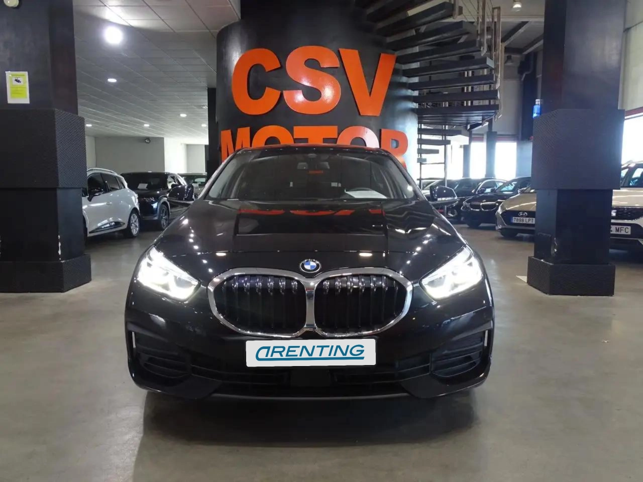 Renting BMW 116 116dA Negro 1