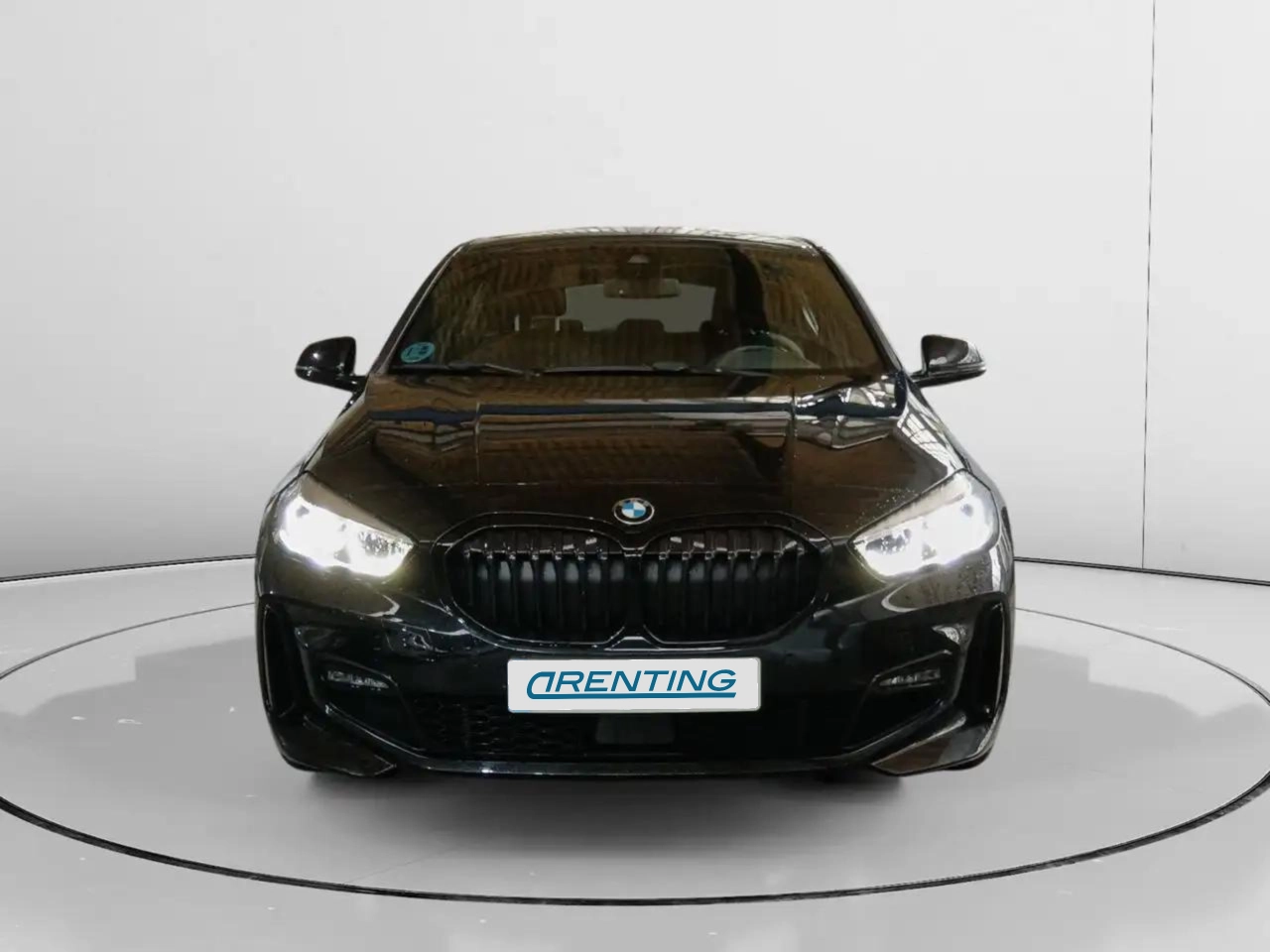 Renting BMW 118 118dA Negro 2