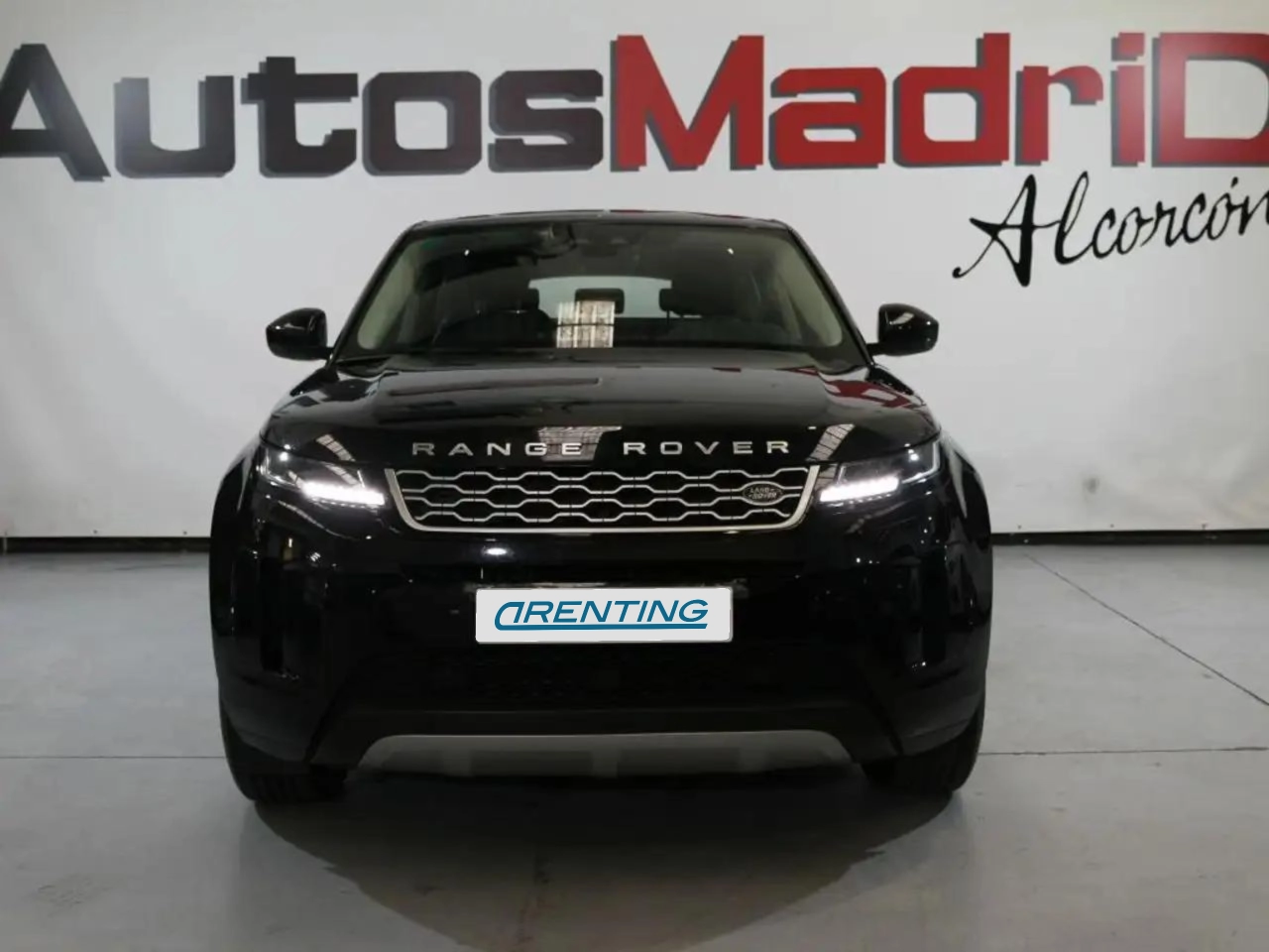 Renting Land Rover Range Rover Evoque 2.0 D150 S AUTO 4WD MHEV Negro