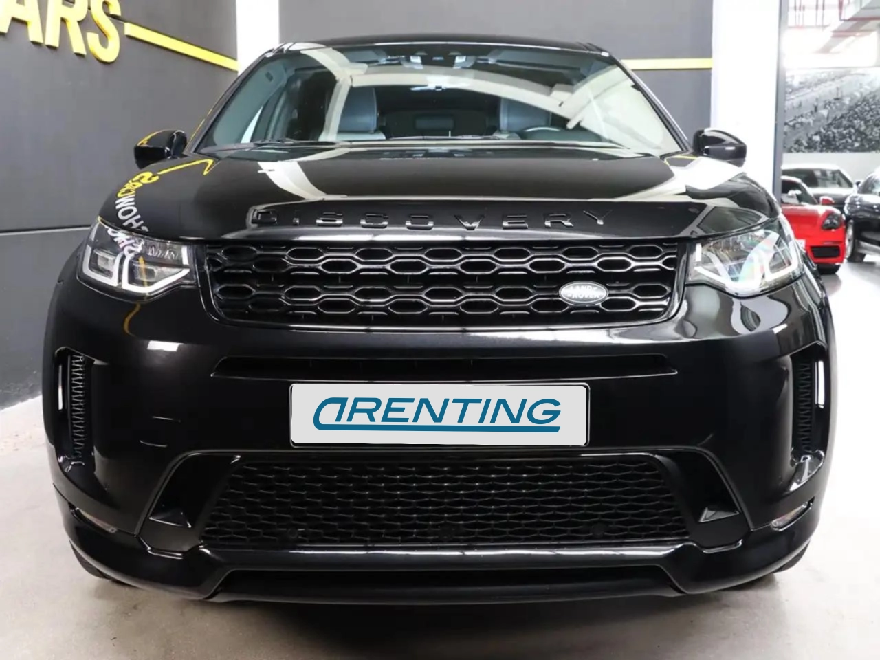 Renting Land Rover Discovery Sport 2.0D I4 L.Flw R-Dynamic S AWD Auto 150 Negro