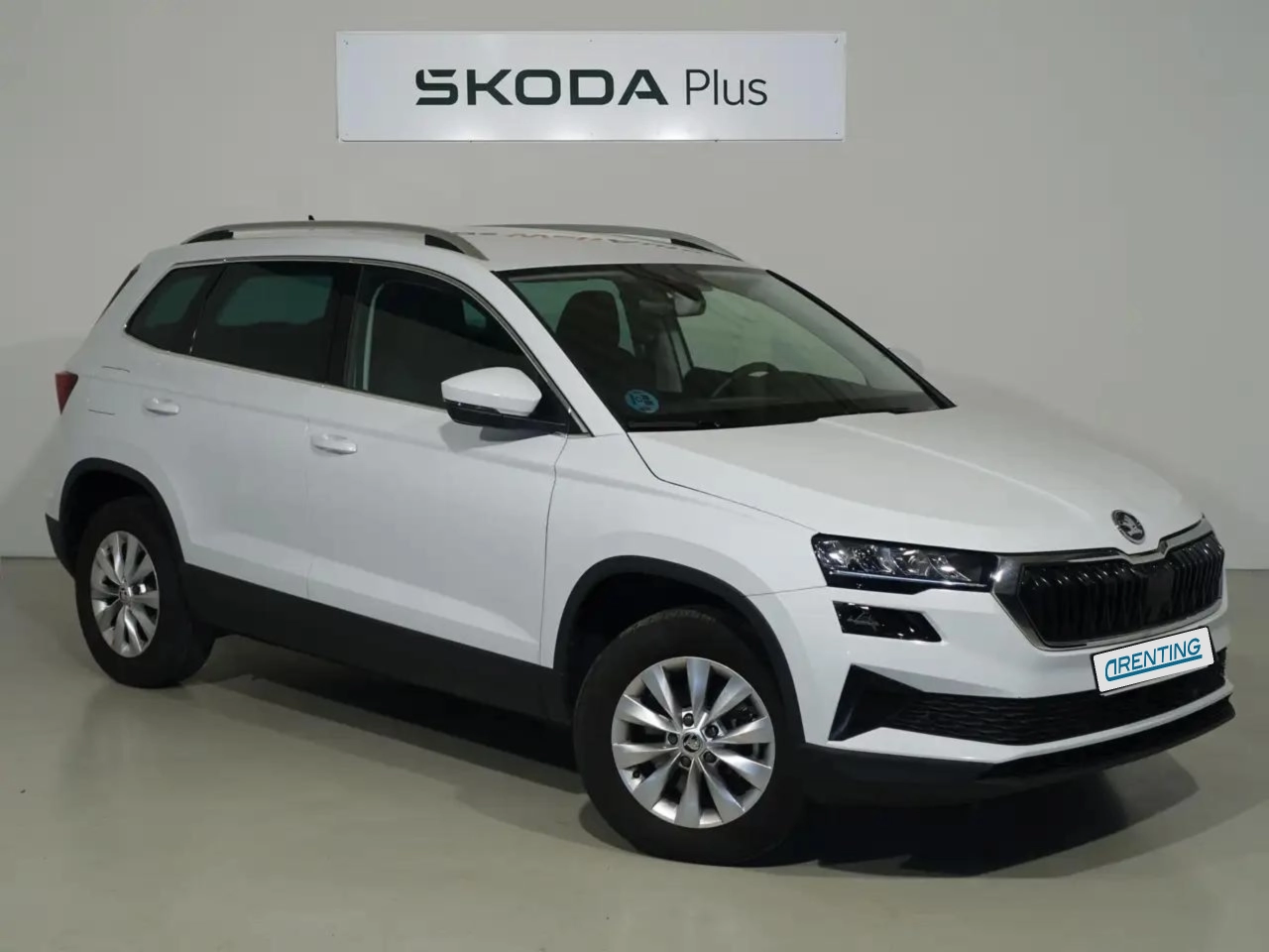 Renting Skoda Karoq 2.0TDI AdBlue Ambition 4×4 DSG 110kW Blanco