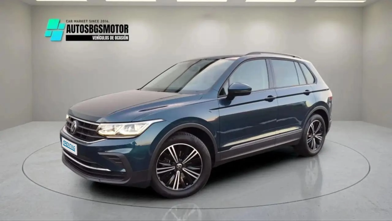 Renting Volkswagen Tiguan 2.0TDI Life DSG 110kW Verde