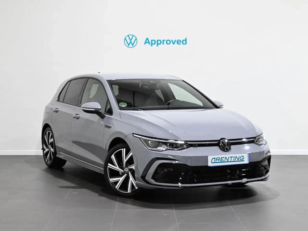 Renting Volkswagen Golf 2.0TDI R-Line DSG 110kW Gris