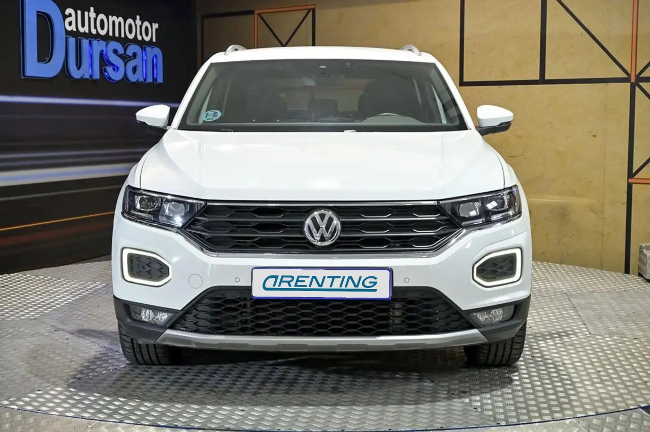 Renting Volkswagen T-Roc 2.0TDI Sport Blanco