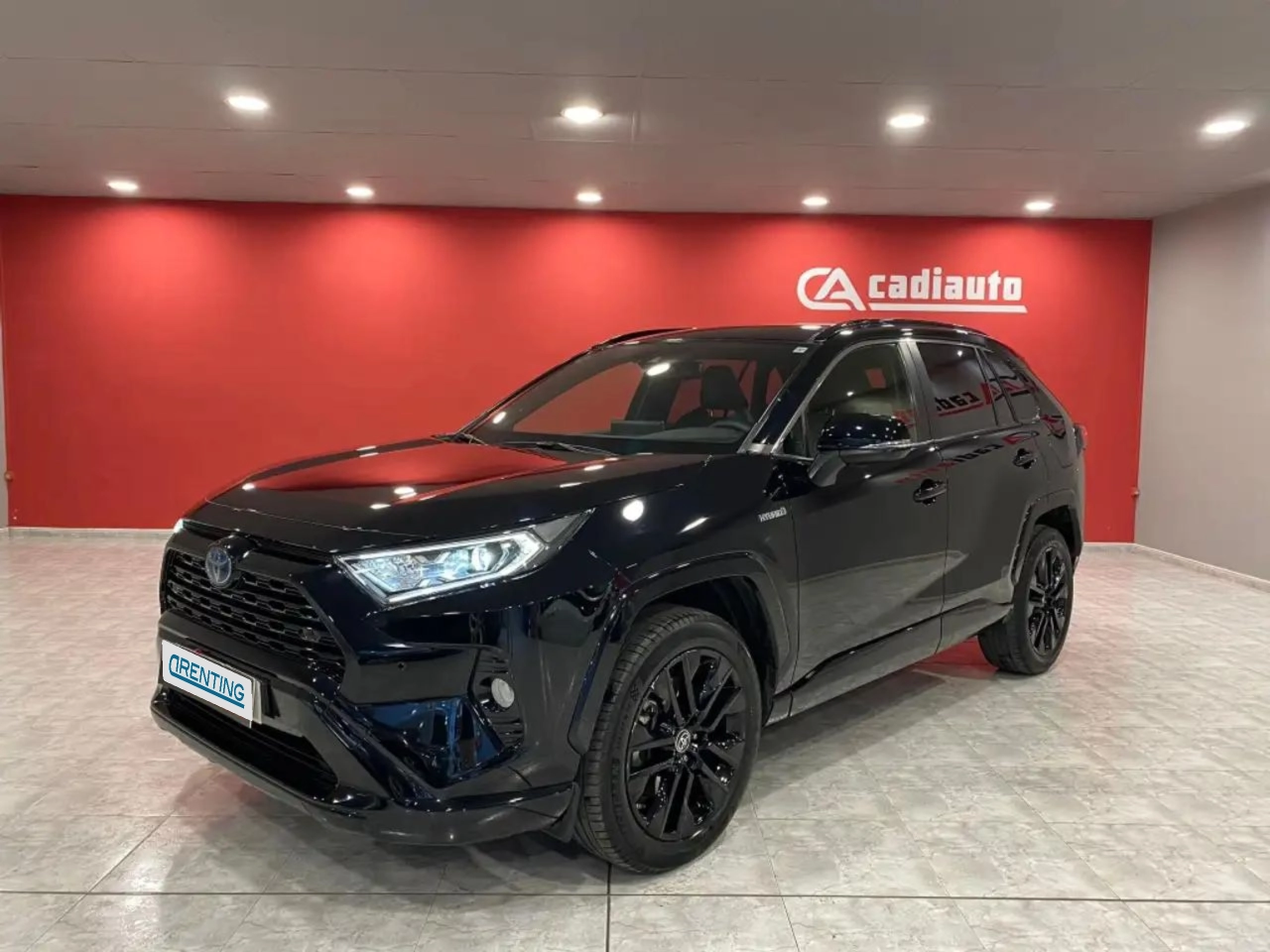 Renting Toyota RAV 4 2.5 hybrid 4WD Black Edition Negro