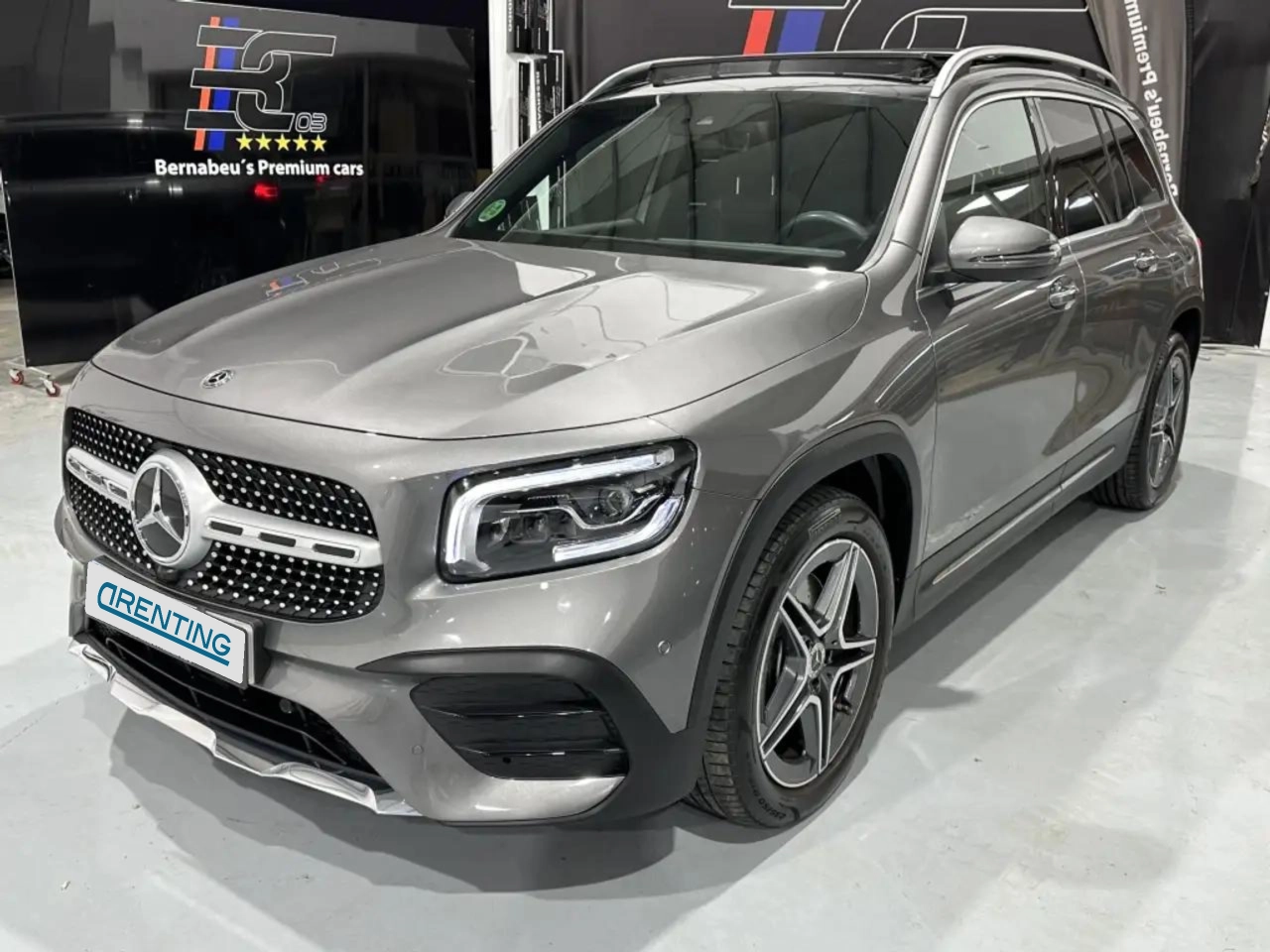 Renting Mercedes-Benz GLB 220 220d 4Matic 8G-DCT Gris 1