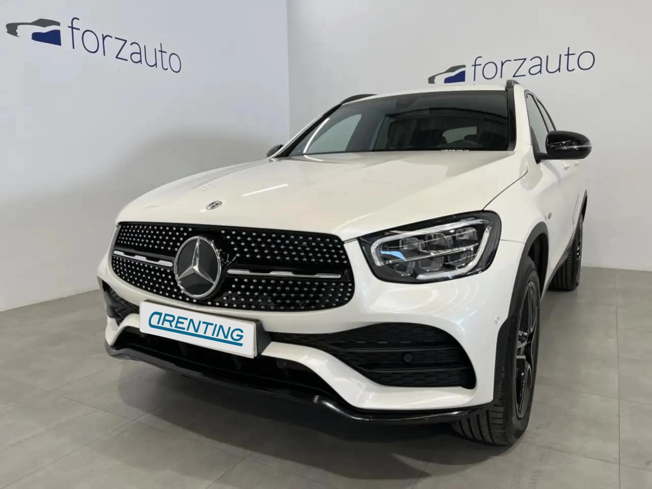 Renting Mercedes-Benz GLC 300 300de 4Matic 9G-Tronic Blanco