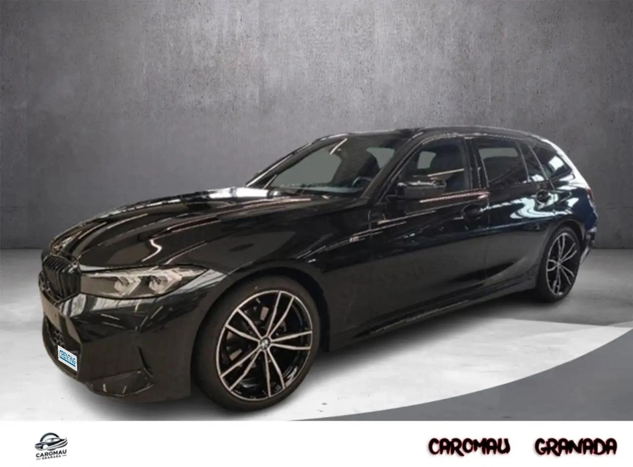 Renting BMW 320 320dA xDrive Touring M Sport Negro