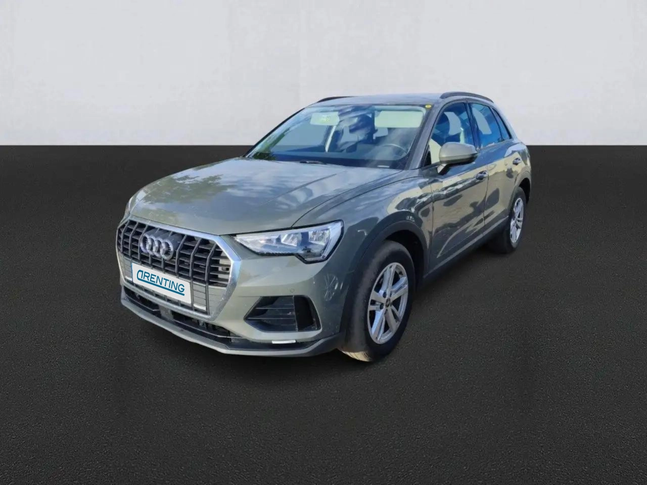 Renting Audi Q3 35 TDI 110kW (150CV) S tronic Gris 1