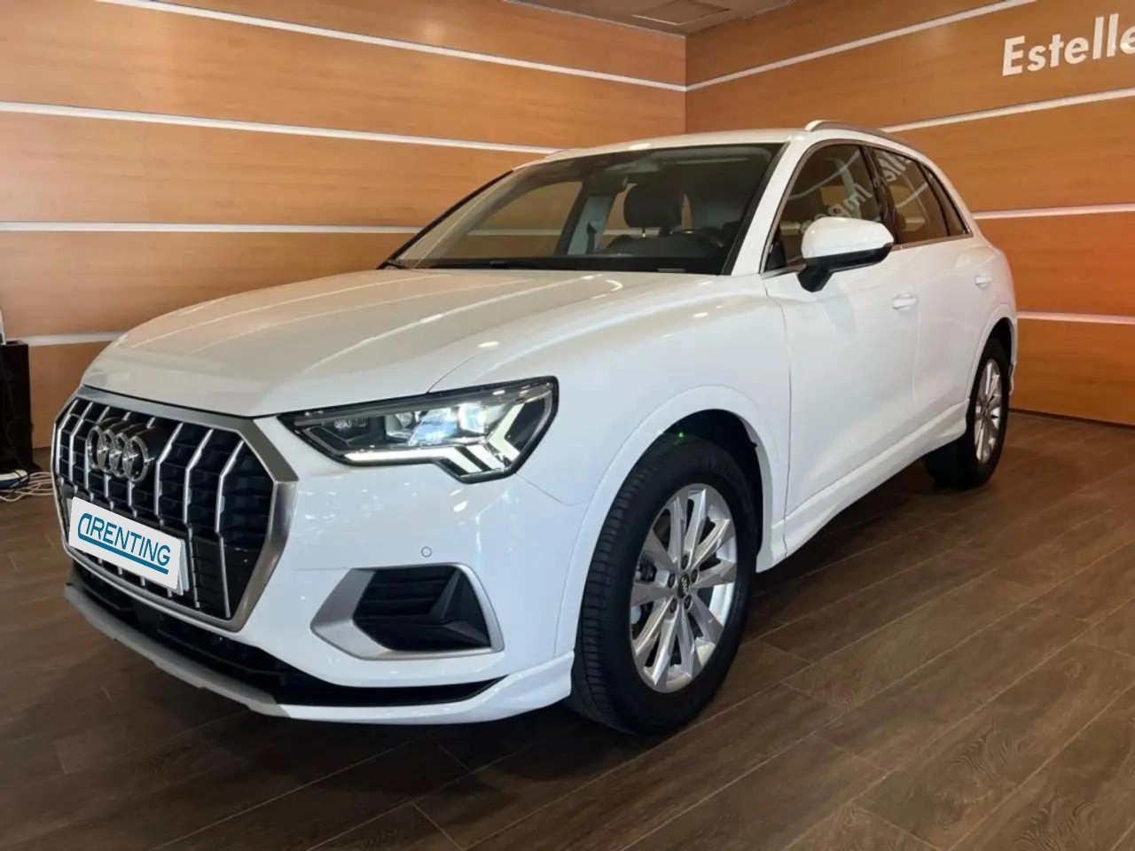 Renting Audi Q3 35 TFSI Advanced Blanco